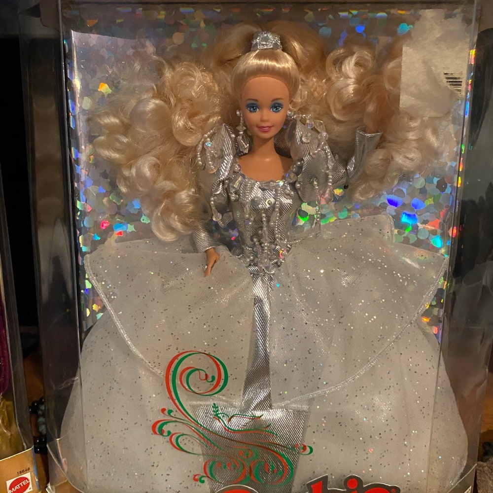 Vintage 1992 Special Edition Holiday Barbie Mint Condition